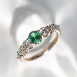 Anillo Andrea