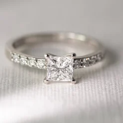 Anillo Dani