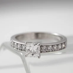 Anillo María