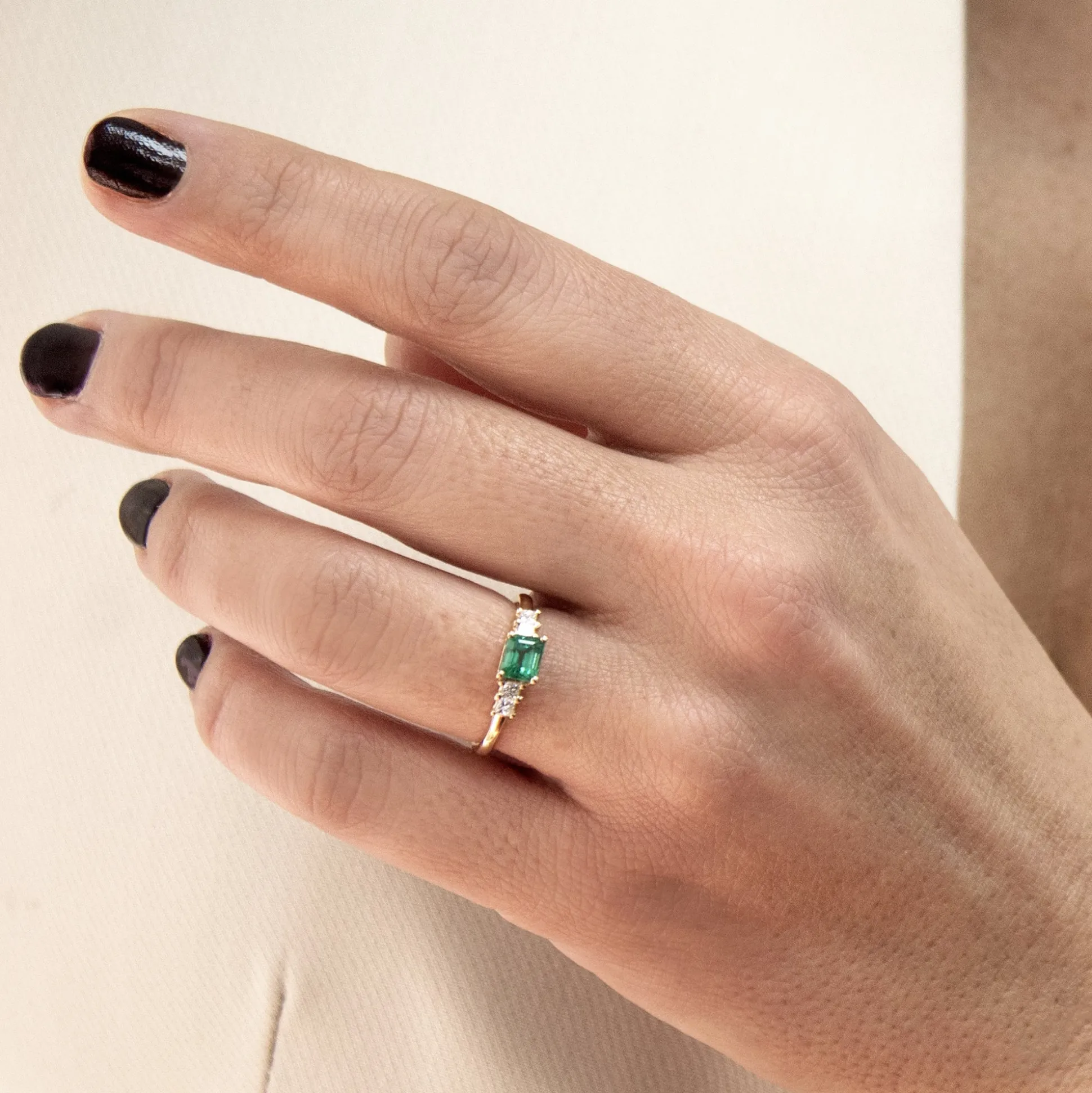 Anillo Mila