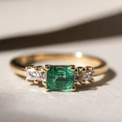 Anillo Mila