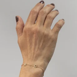 Brazalete Dos letras Diamantes Mini